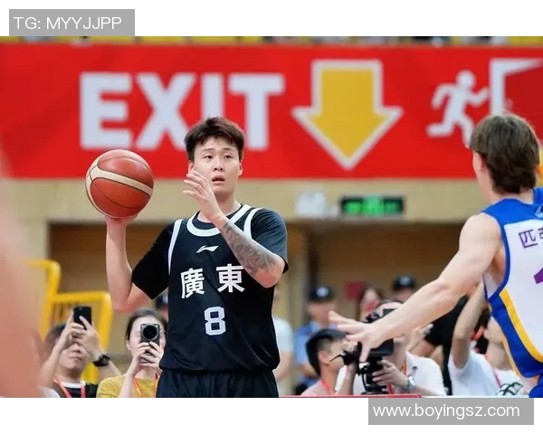 中国国家蓝球队迎战美国队决战篮球巅峰展现实力与激情